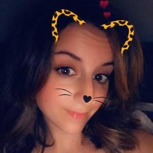 Meet your Posher, Lea